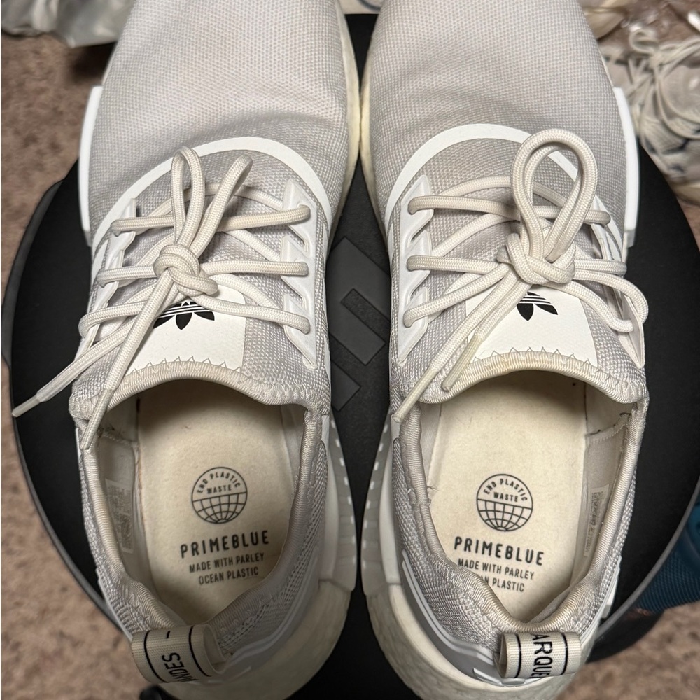 Adidas NMD R1 - Picture 5 of 7